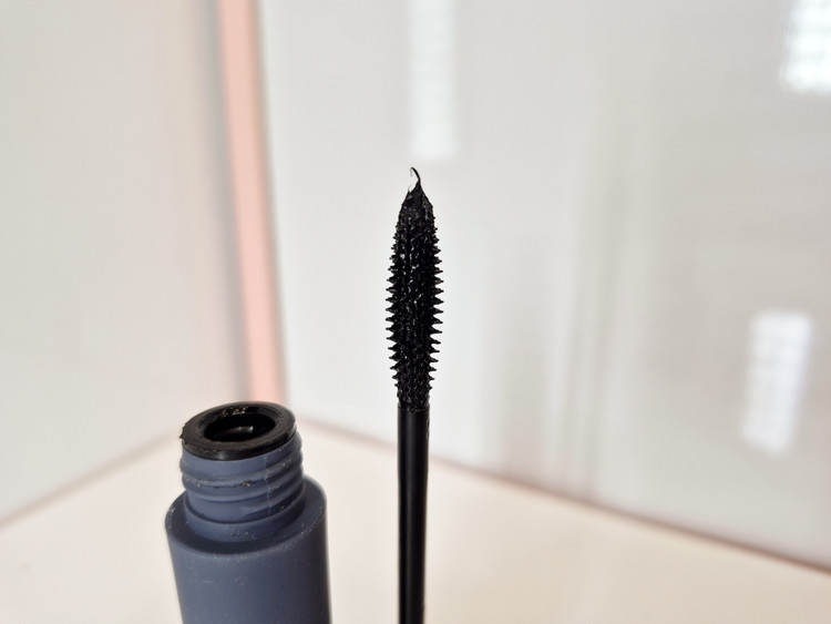 ریمل یانگمی خاکستری