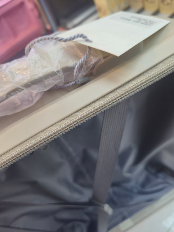 چمدان سایز کابین پاستیلی پلی پروپلین صد در صد نشکن